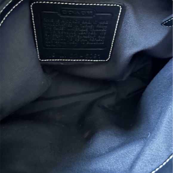 COACH Hampton Signature Clip Shoulder Bag - Picture 5 of 6